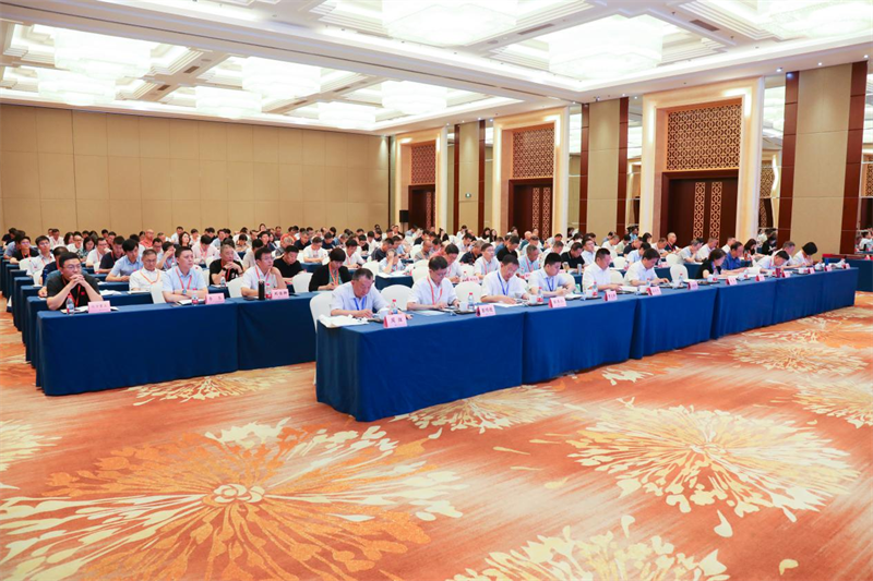 QGM je bil povabljen k sodelovanju na konferenci o standardizaciji strojev za gradbene materiale leta 2025